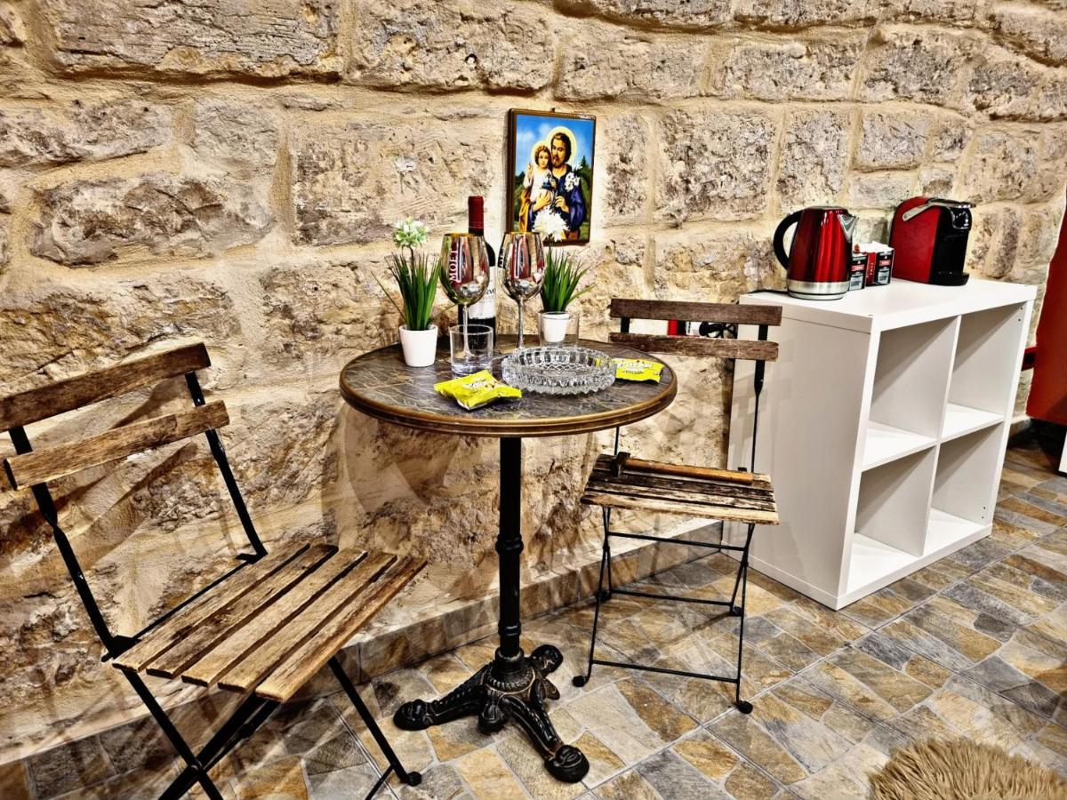 Luxury Borgo Antico Apartman Bari Kültér fotó